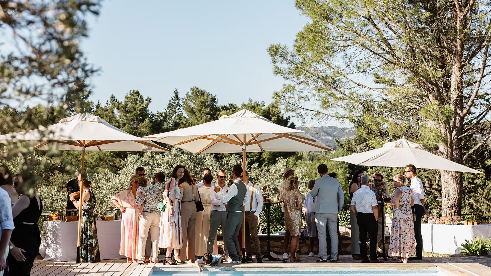 Premium luxury parasols for outdoor events in Lisbon, Portugal
